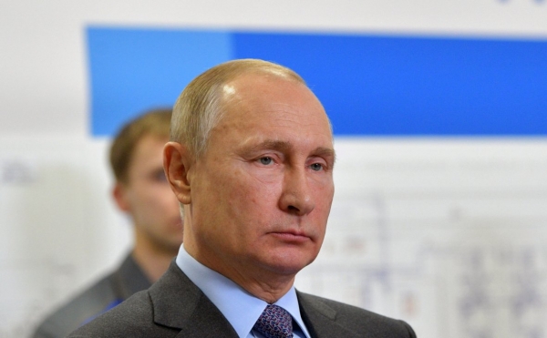 Путин запустил обеспечивающий Калининград газом морской терминал