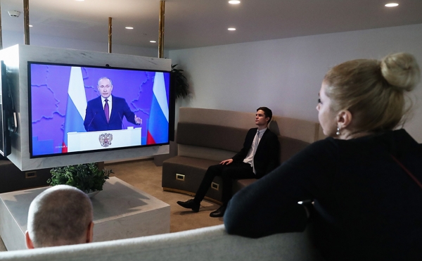 Путин объяснил показ ракет во время послания желанием успокоить россиян