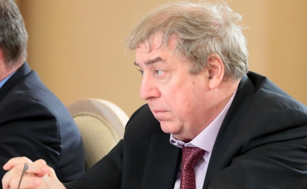 Reuters узнал о переговорах Гуцериева с «Трастом» о долге на ₽140 млрд
