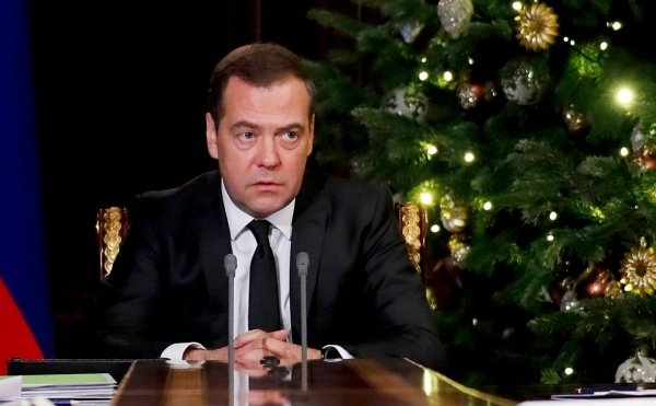 Медведев назвал срок задержки «Северного потока-2» из-за санкций США
