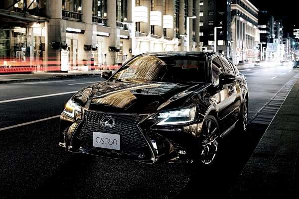 В последний путь: Lexus прощается с большим спортседаном GS