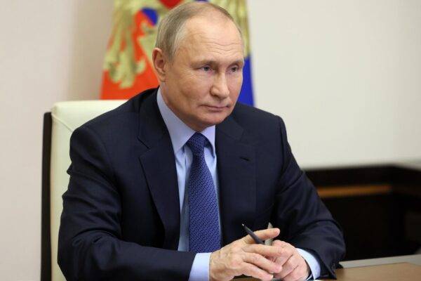 Президент РФ В.В. Путин о необходимости ликвидации лесных пожаров в субъектах РФ